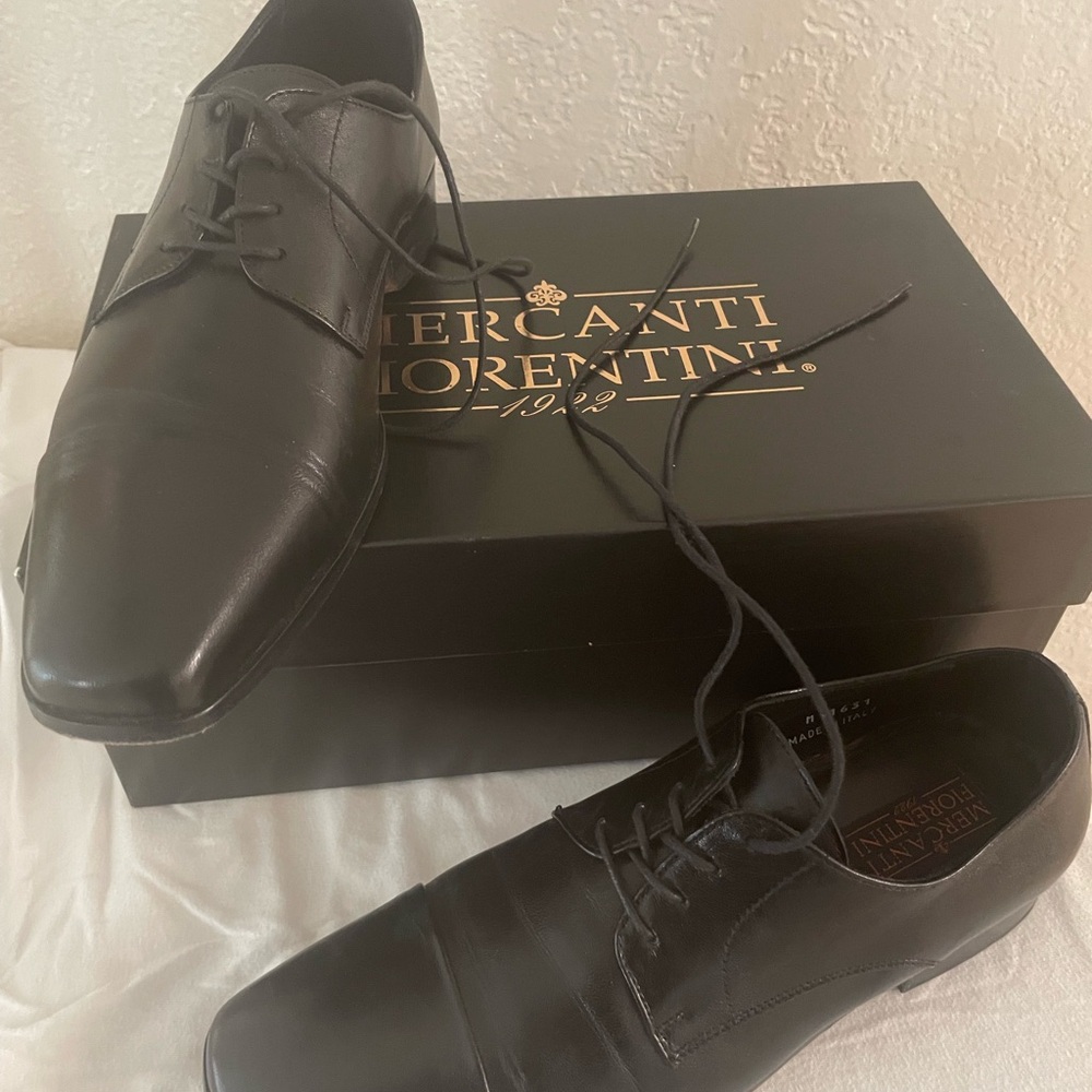 Mercanti Fiorentini Black Leather Oxford Shoes